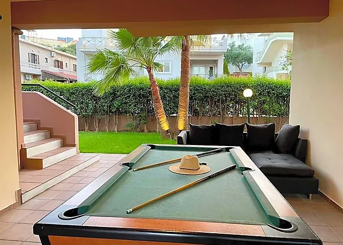 Theos Holidays Apartments