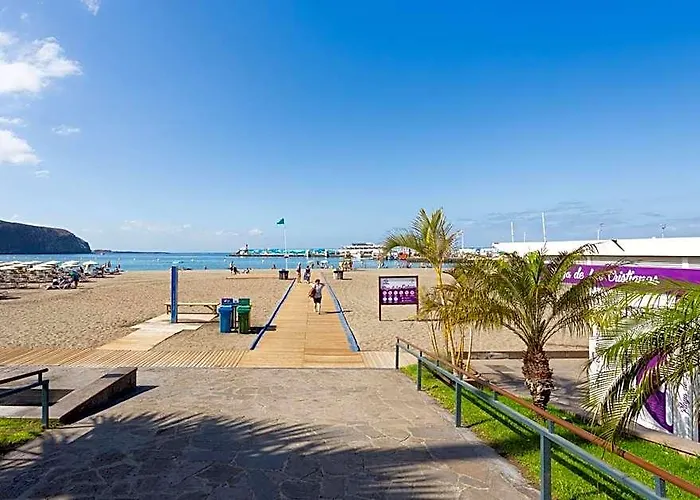 Seafront Studio With Beach View In The Center Of Los Cristianos