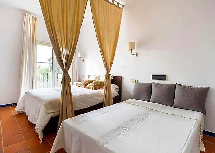 Ginva - Apartahotel El Rocio-Donana