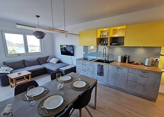 Apartment Pinia