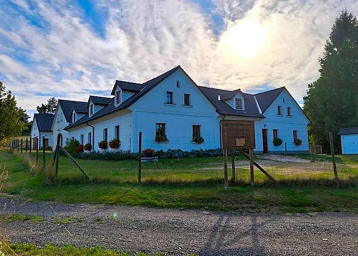 Matejovec 109 & Ubytovani Na Statku