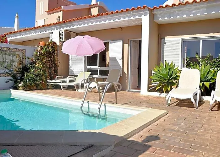 Comfortable And Well Equipped Terrace Villa With Private Pool And Air Conditioni