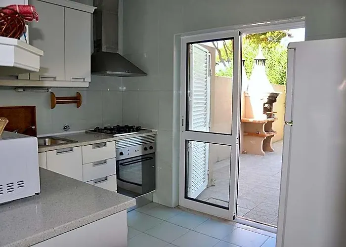 Comfortable And Well Equipped Terrace Villa With Private Pool And Air Conditioni
