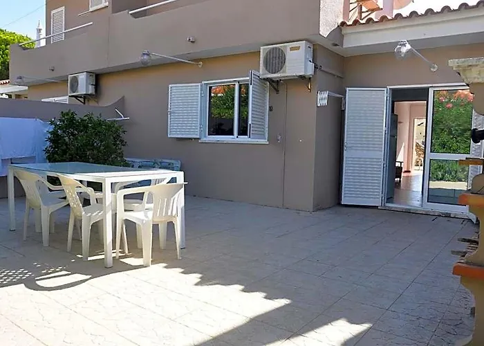 Comfortable And Well Equipped Terrace Villa With Private Pool And Air Conditioni
