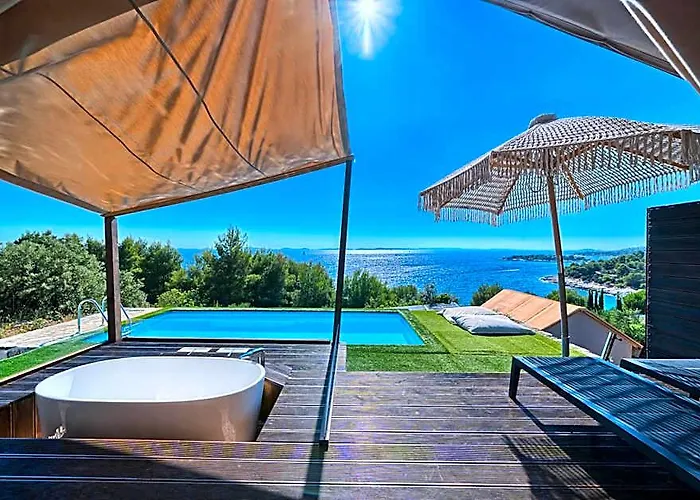 Golden Haven Luxe Glamp Resort