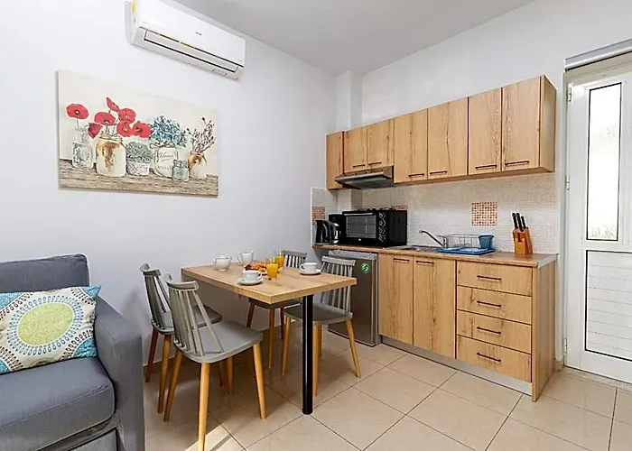 Sun Beach Apartments