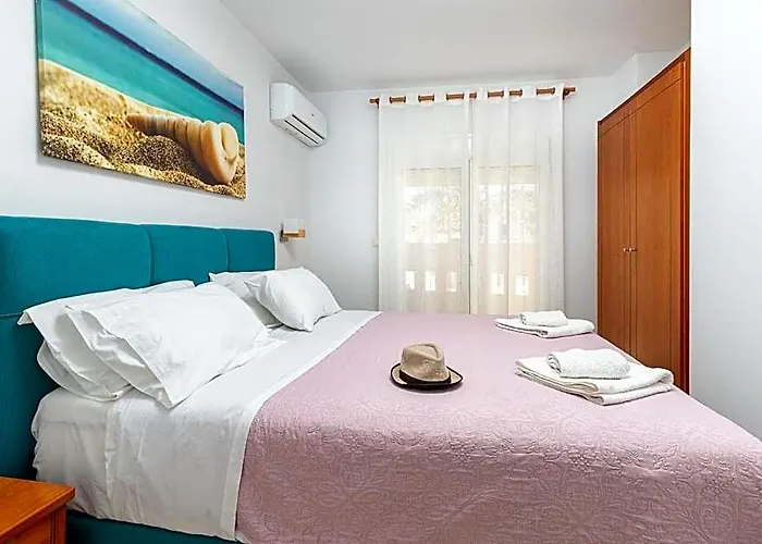 Sun Beach Apartments