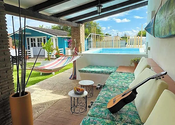 Kontiki Bungalows El Palmar