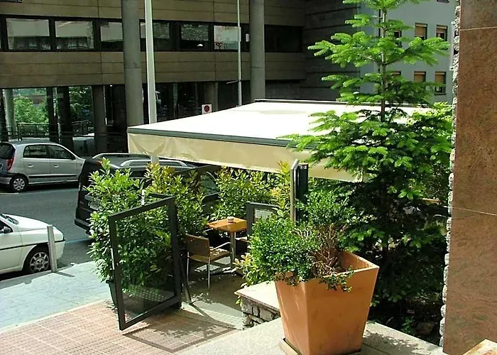 Aparthotel El Serch
