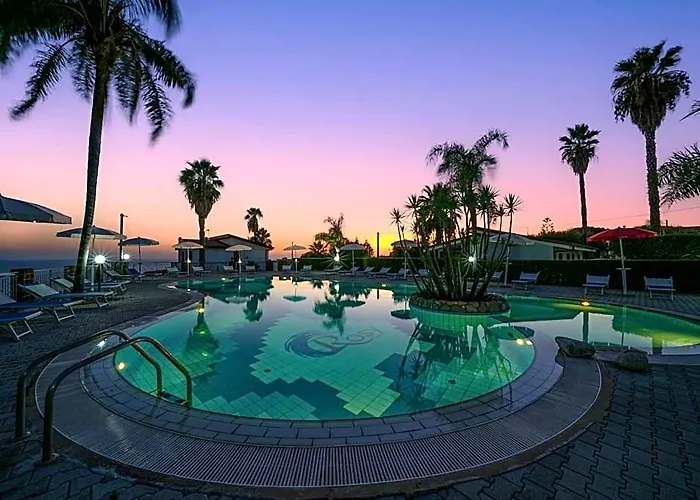 Rosy Hotel Residence