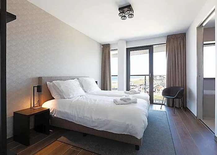 Maris Apartments
