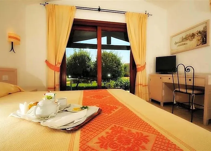 Hotel Baia Del Porto