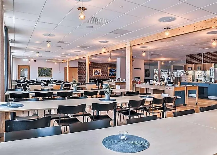 Aedelfors Hotell & Konferens