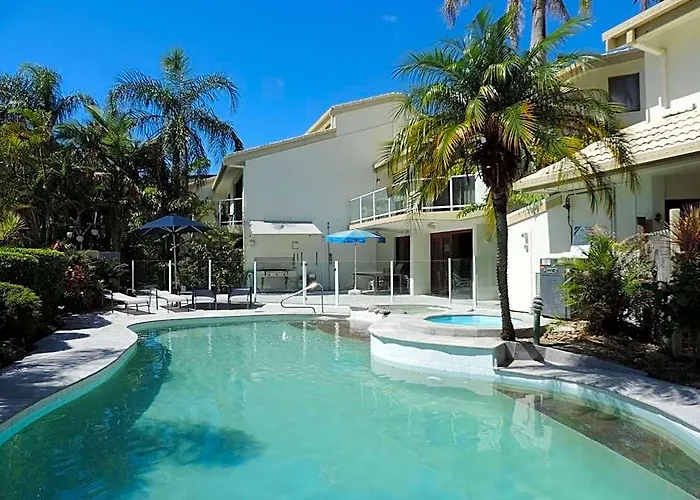Noosa Boutique Apartments & Elkhorn Villas