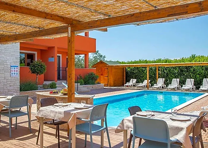 Hotel Natura Vilanija