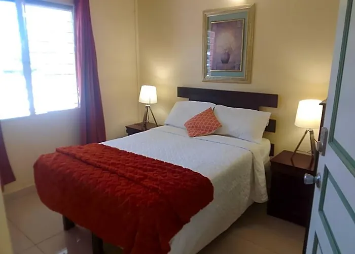 Over The Hill Guesthouse And Residence