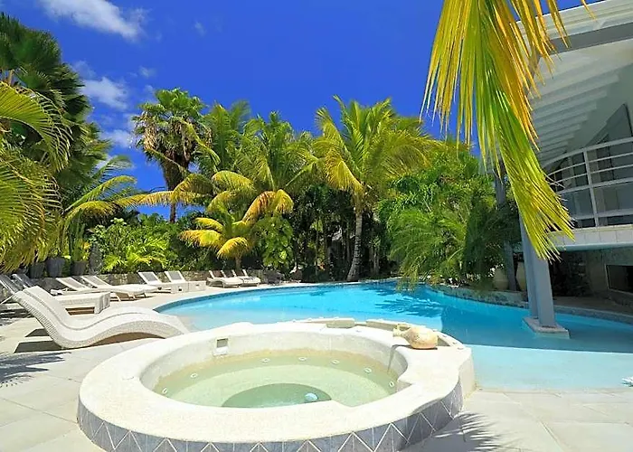 Residence Adam And Eve