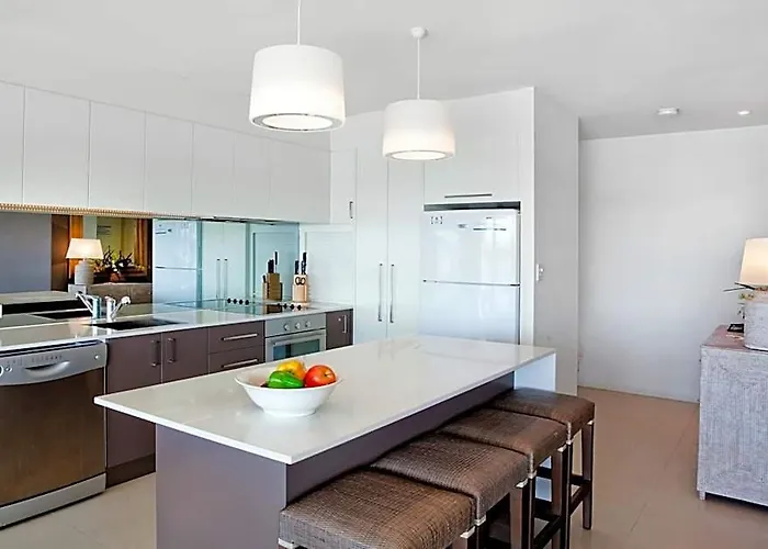 Noosa Shores Resort