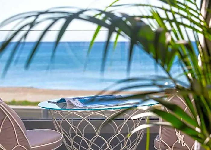 Pearl Seabreeze Suites