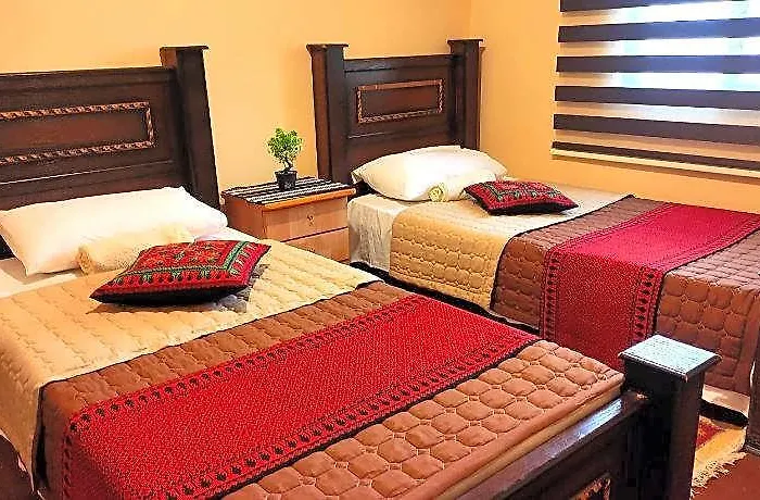 Majido Hostel