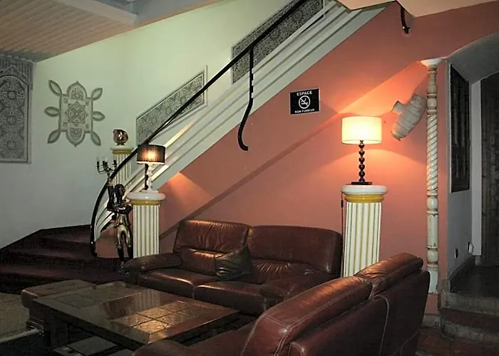 Ambassy Hotel