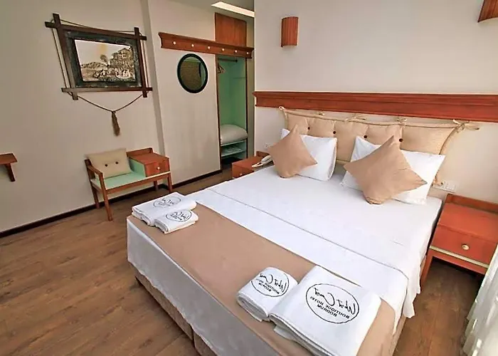 West Coast Boutique Hotel
