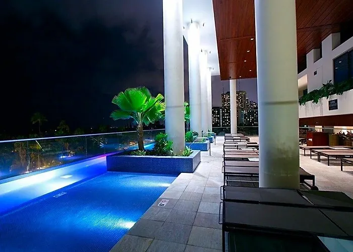 Jet Luxury @ The Trump Waikiki