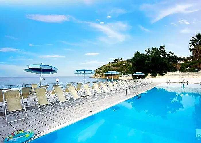 Villaggio Baia D'Ercole