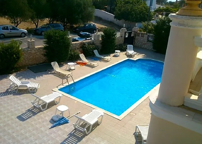 Apollon Palace