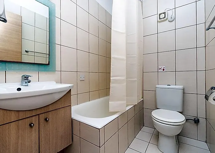 Flora Hotel Apartment