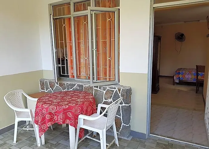 Pereybere Beach Apartments