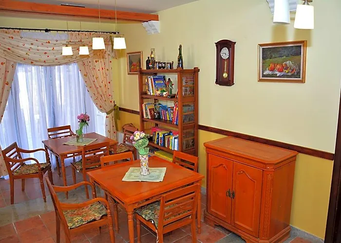 Aparthotel Villa Lav