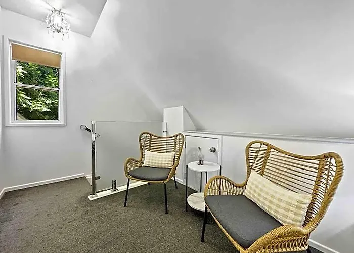 Puddleduck Cottage - Garden Hideaway Near Maleny