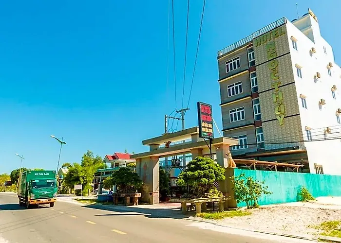 Khach San Ngoc Thuy Lagi