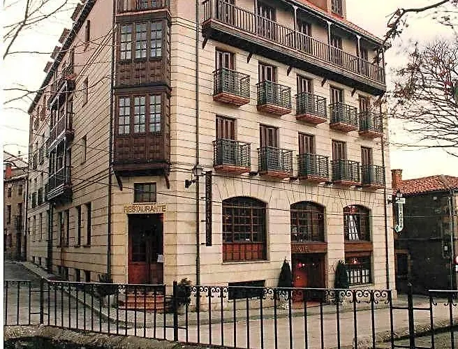 Hotel Covaleda Soria