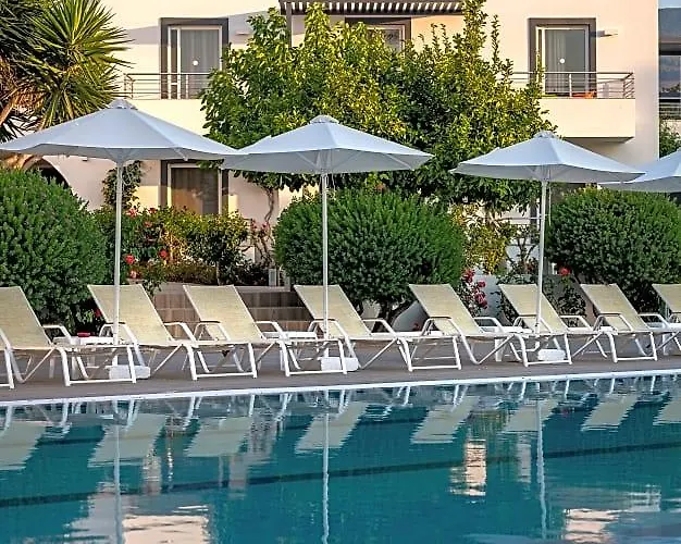 Alexandra Beach Hotel And Apartments