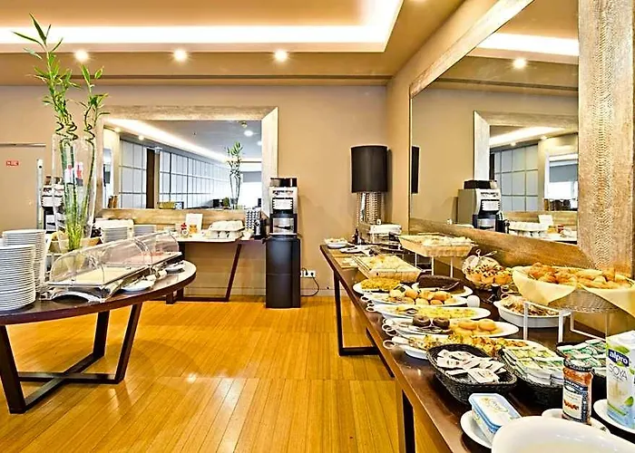 Golden Tulip Sao Joao Da Madeira Hotel