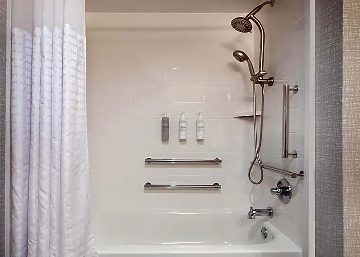 Hampton Inn By Hilton Evergreen