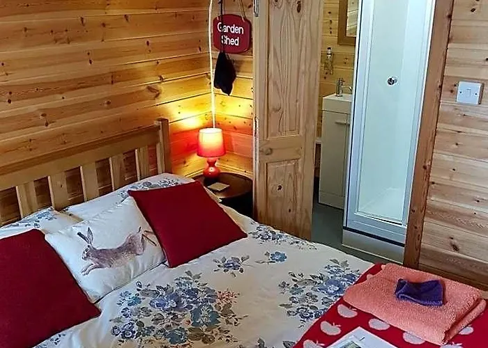 Sea And Mountain Luxury Glamping Pods
