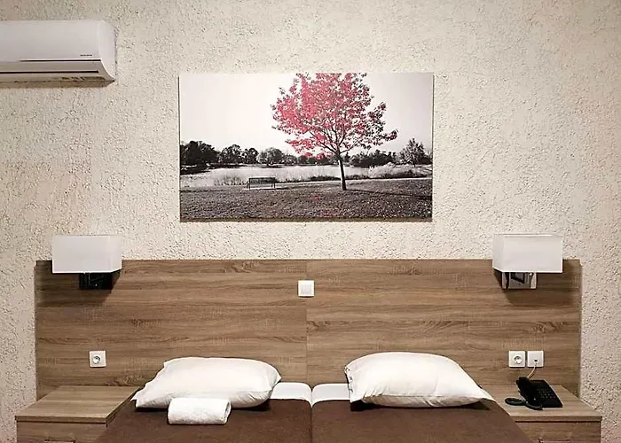 Paradise Hotel