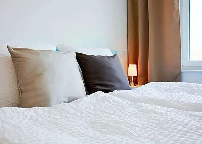 X-Hotel
