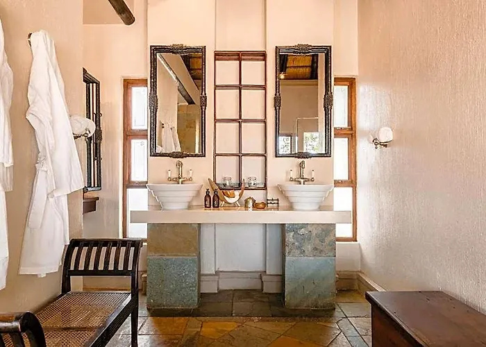 Shumbalala Game Lodge