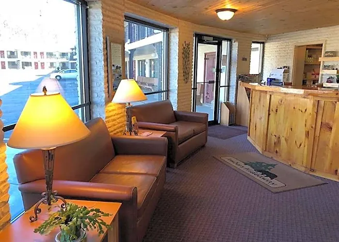 Amber'S Inn And Suites