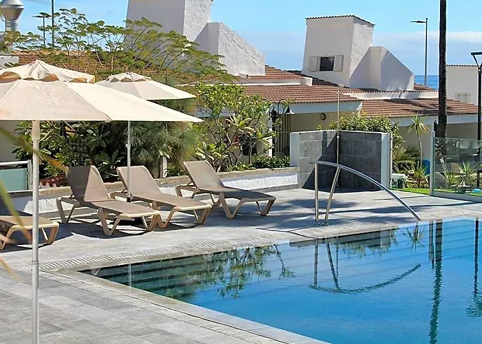 Makai Bungalows