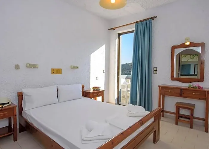 Fevro Hotel