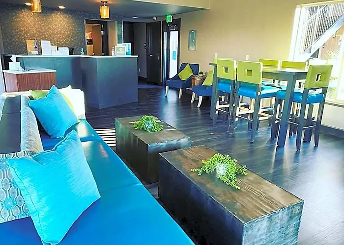The Hotel Y, A Dazzler Select By Wyndham