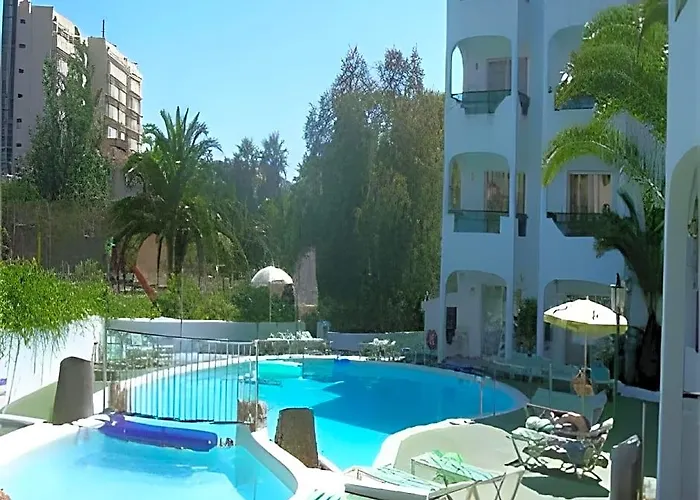 Bj Apartamentos Europa