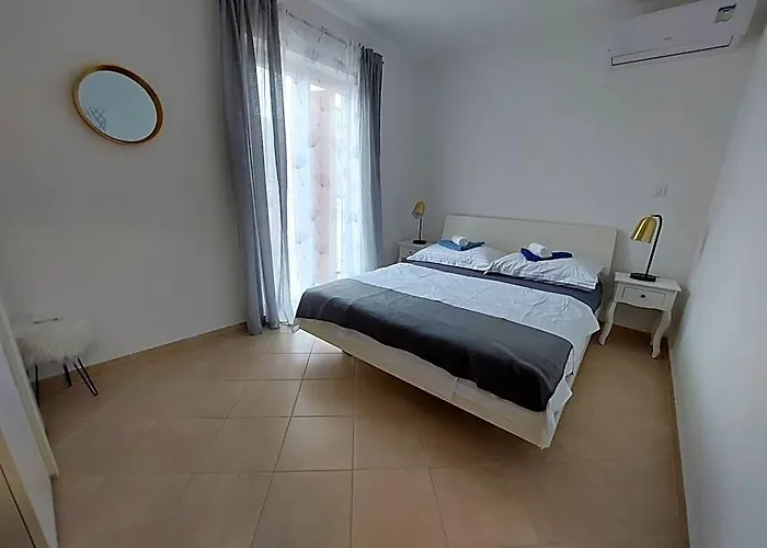 Bora Seaview