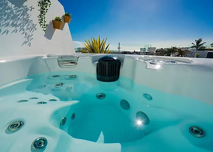 La Concha Boutique Apartments - Adults Only