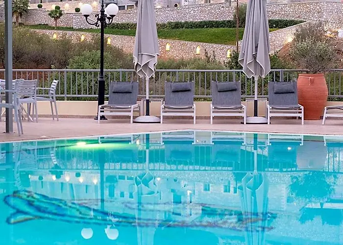Elpis Studios & Apartments
